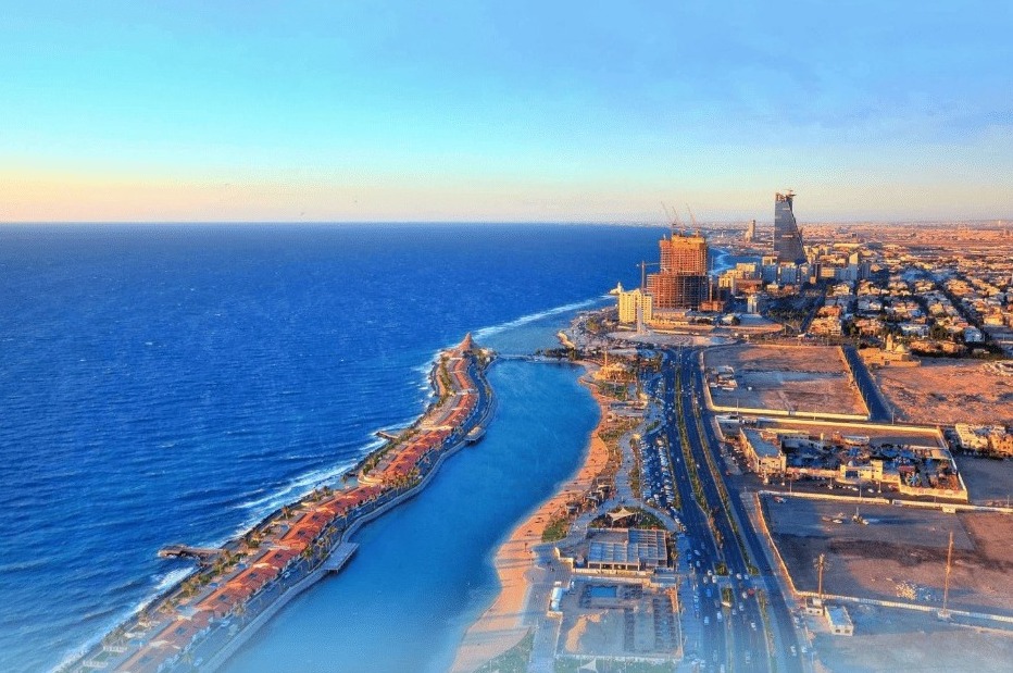 Sensational Western Side of Saudi Arabia (6 Days 5 Nights)